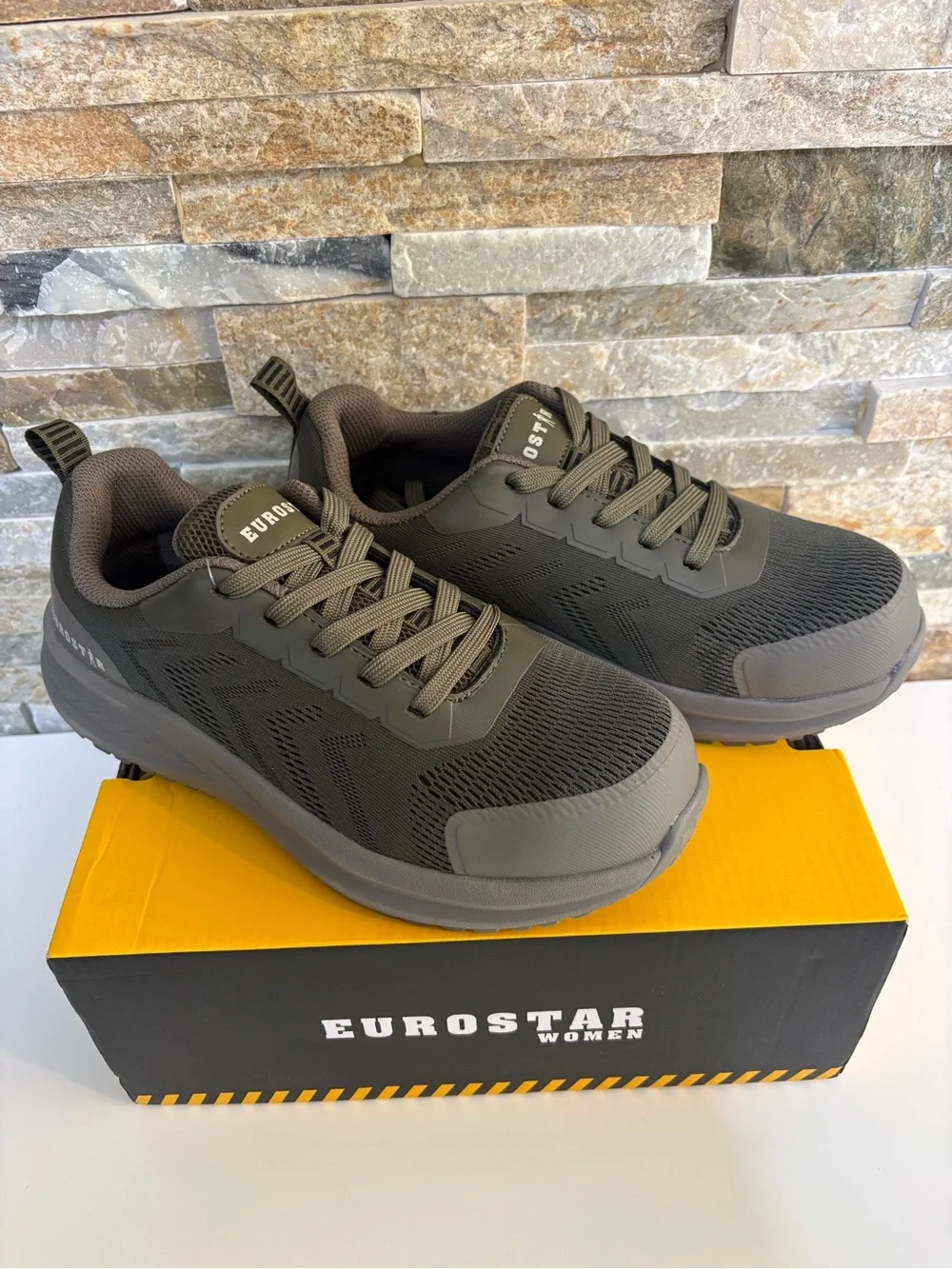 Eurostar brand style