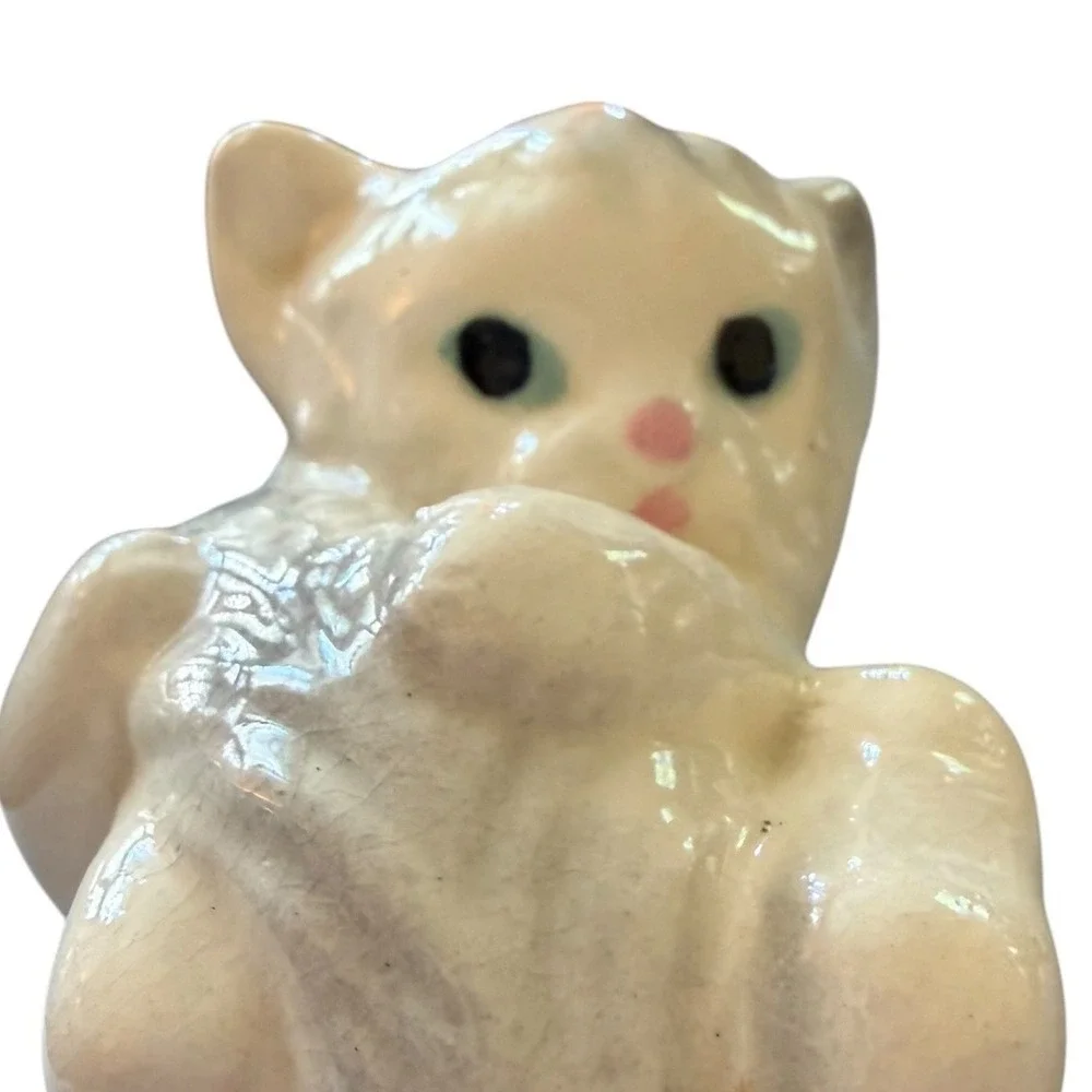 N/A vintage ceramic