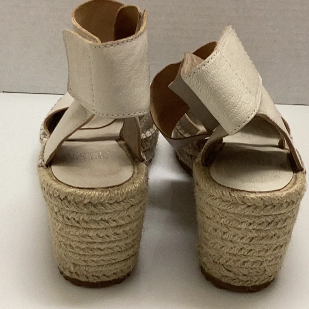 Eileen Fisher comfort meets