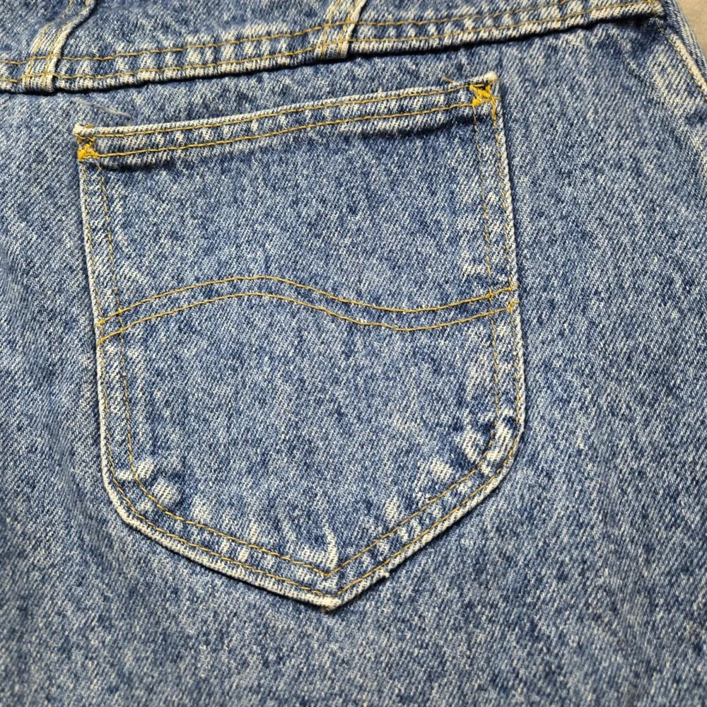 Lee Riders Vintage High Waisted Mom‎ Jeans Medium Wash Blue Tapered Leg 39x26.5