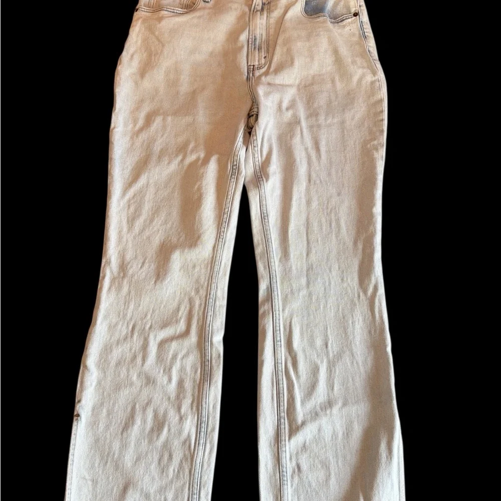 Abercrombie &Fitch light wash ultra high rise slim straight women’s size 31/12 S