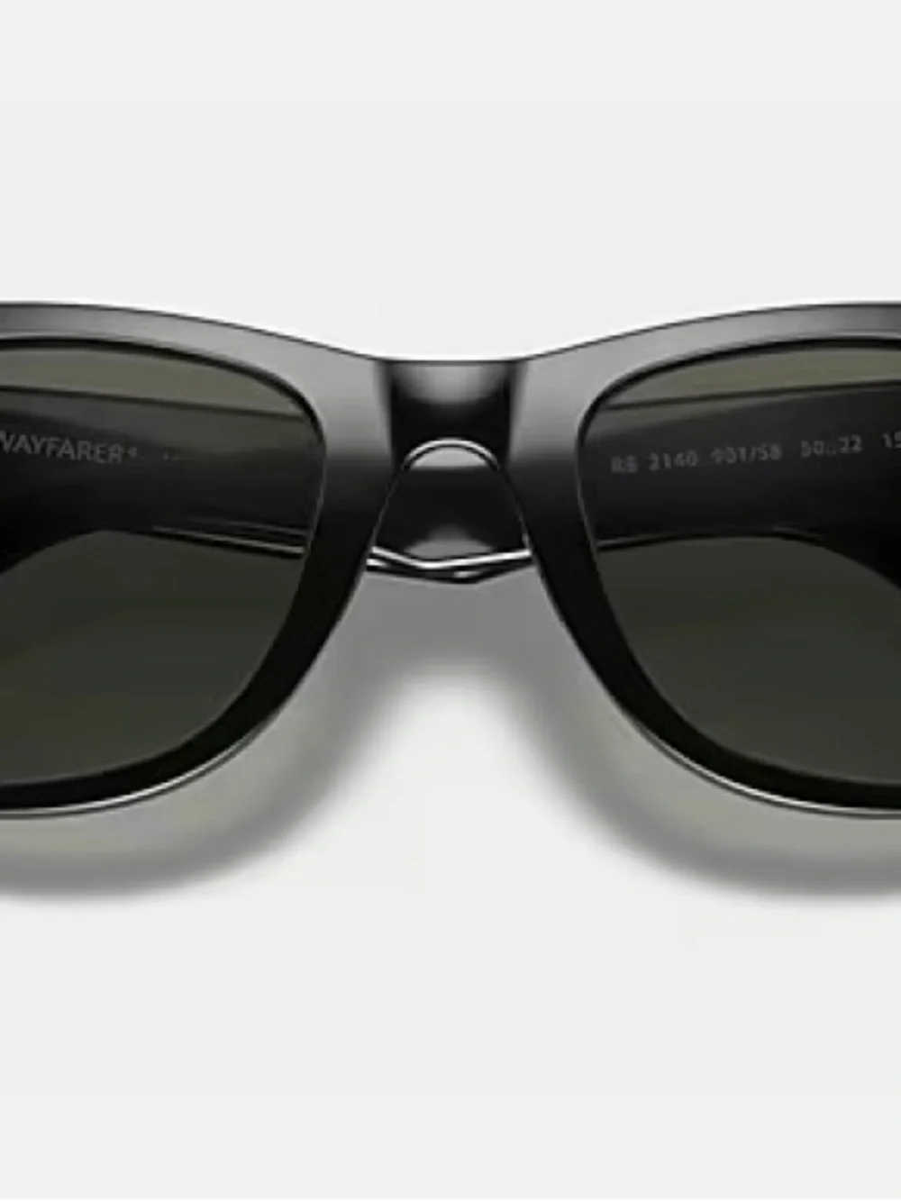 Ray-Ban manufacturer wayfarer