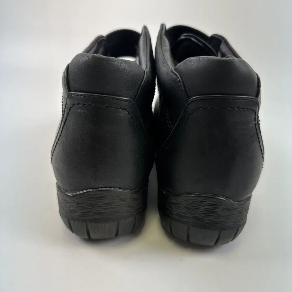 Blondo black leather