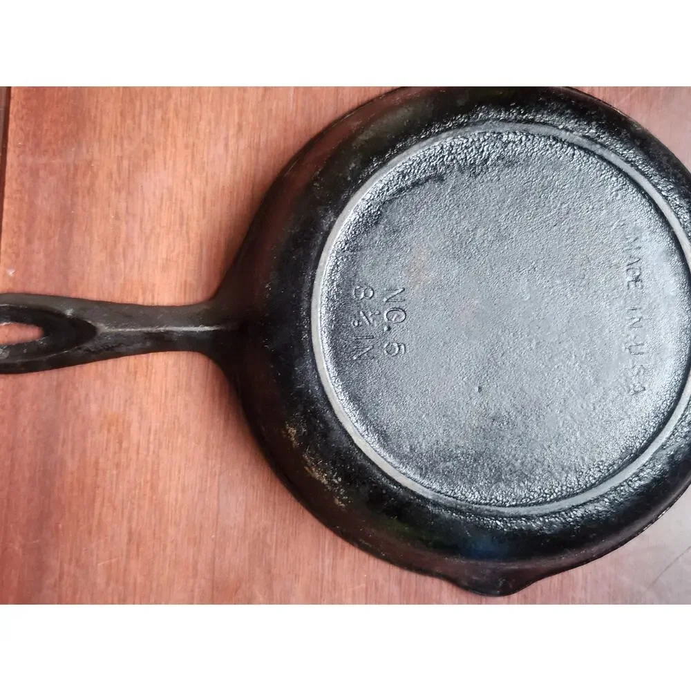 Unbranded vintage unmarked