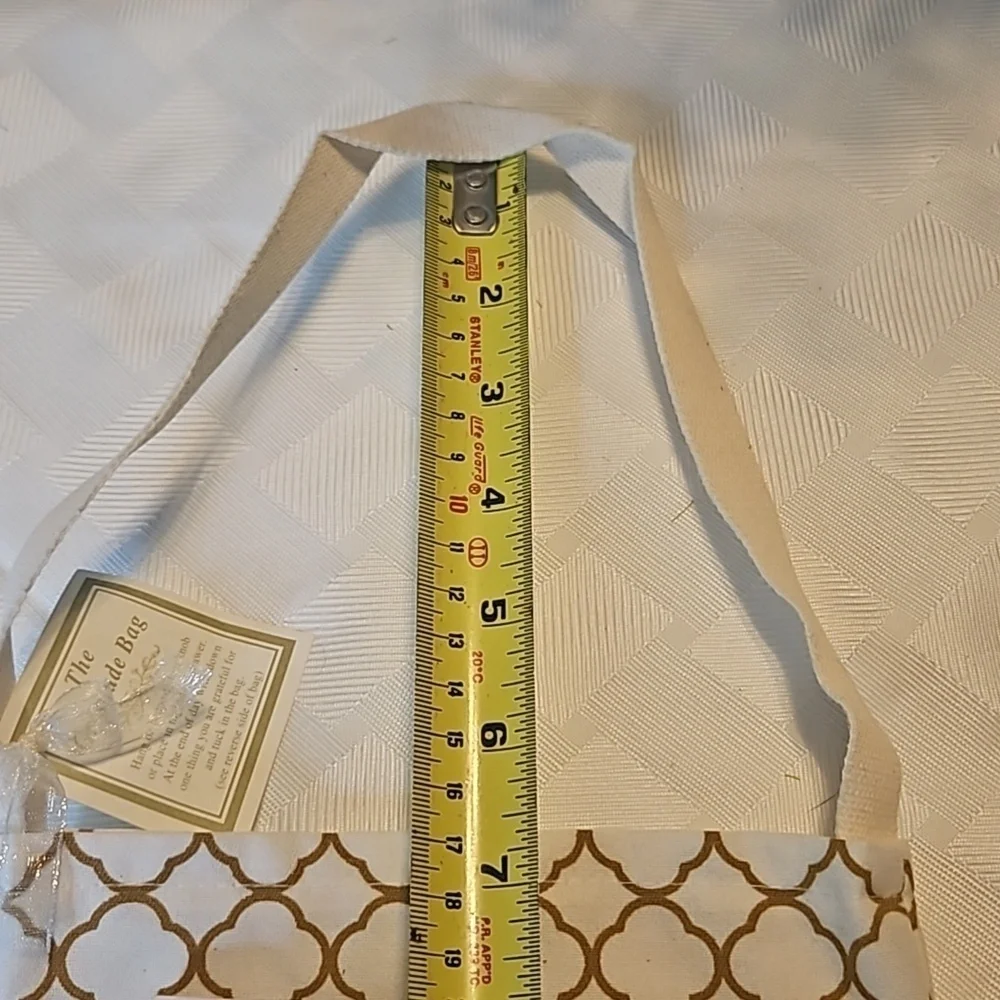 Alice's Cottage Gratitude Bag Bee Note Pad and Pen NWT