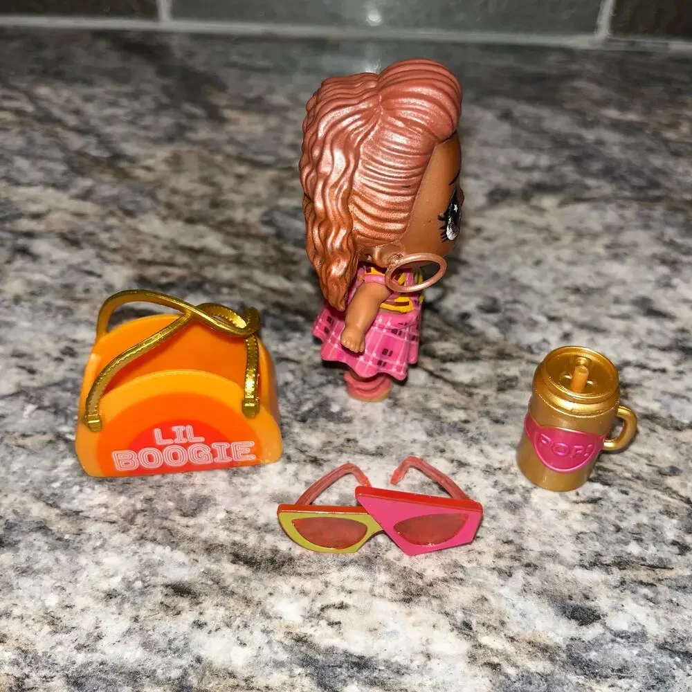 Mga excellent doll from