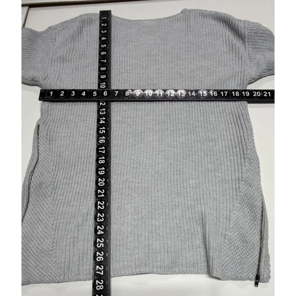 CAbi sweater womens