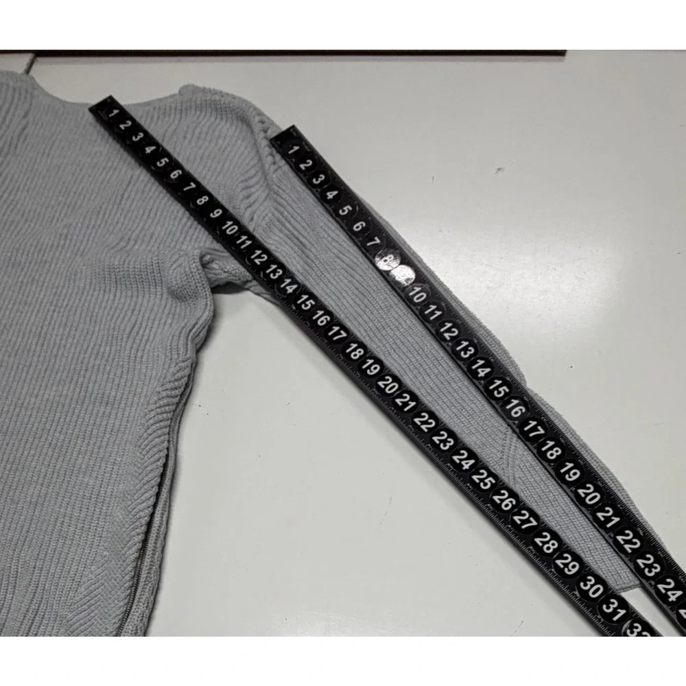 CAbi sweater womens