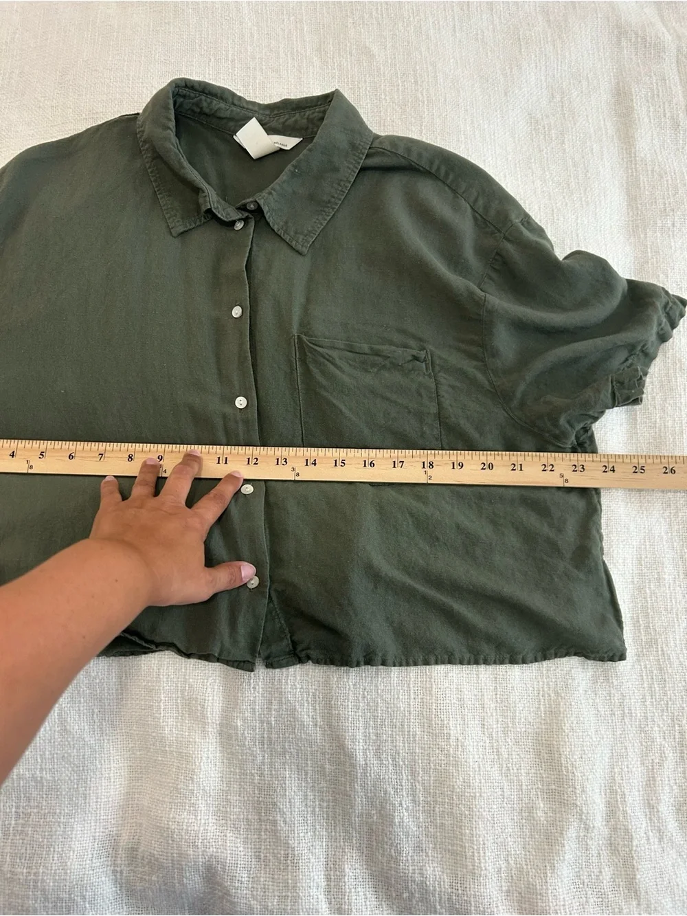 H&M Womens L Olive Green Linen Blend Boxy Cropped Button Down Shirt