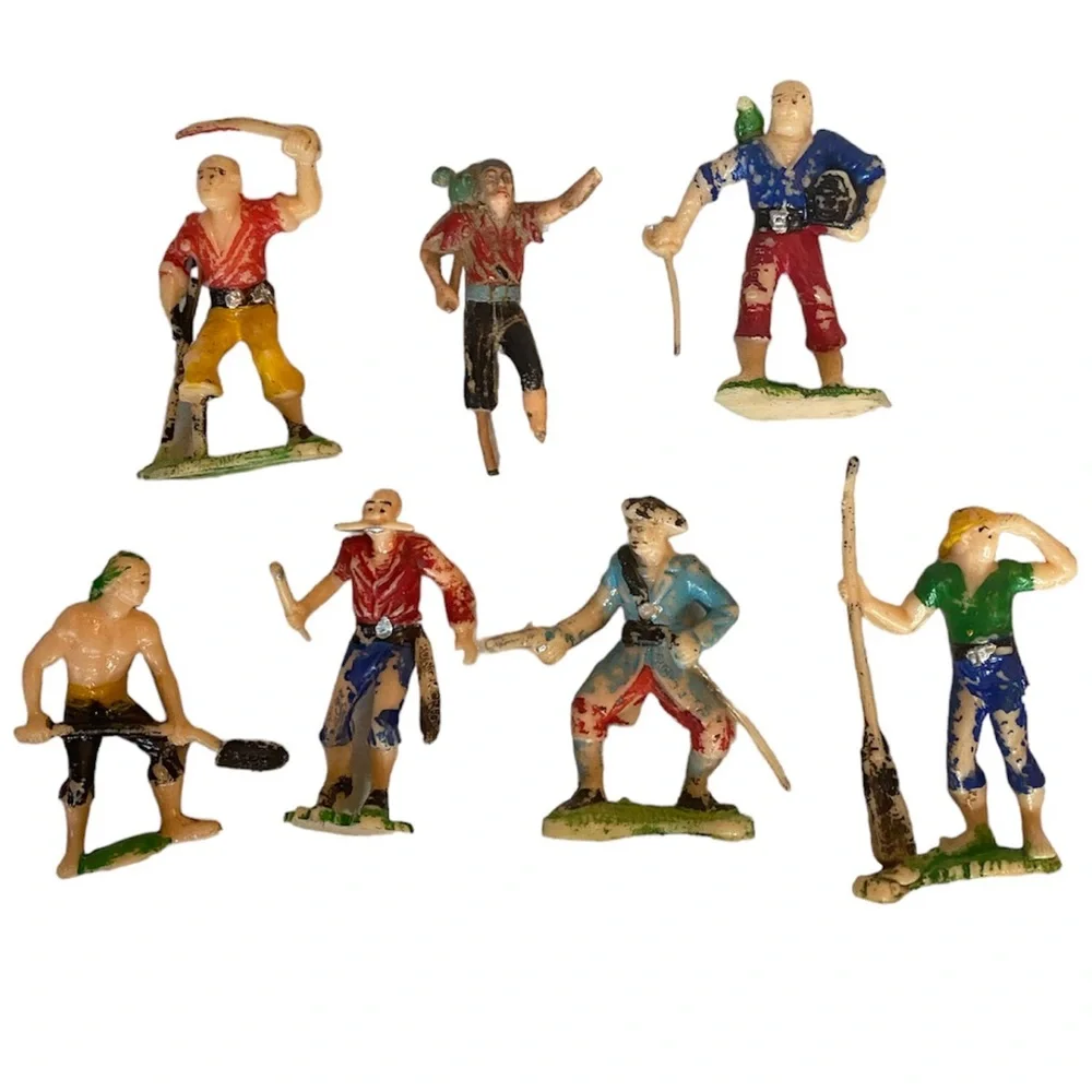 Vintage Marx Pirates & Ship 2 1/2” Action Figures Lot Vintage Toys Set Bundle