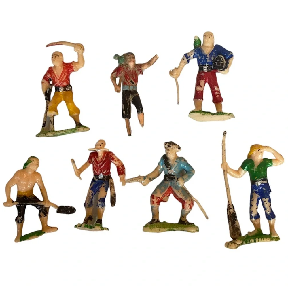 Vintage Marx Pirates & Ship 2 1/2” Action Figures Lot Vintage Toys Set Bundle