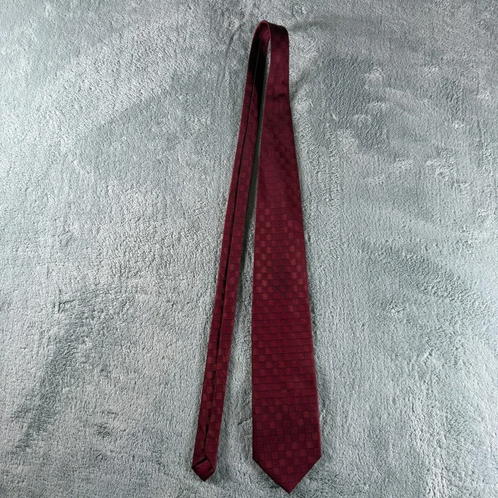 Kissa New York‎ Mens Tie Burgundy Red Checkered Woven Jacquard Polyester Formal
