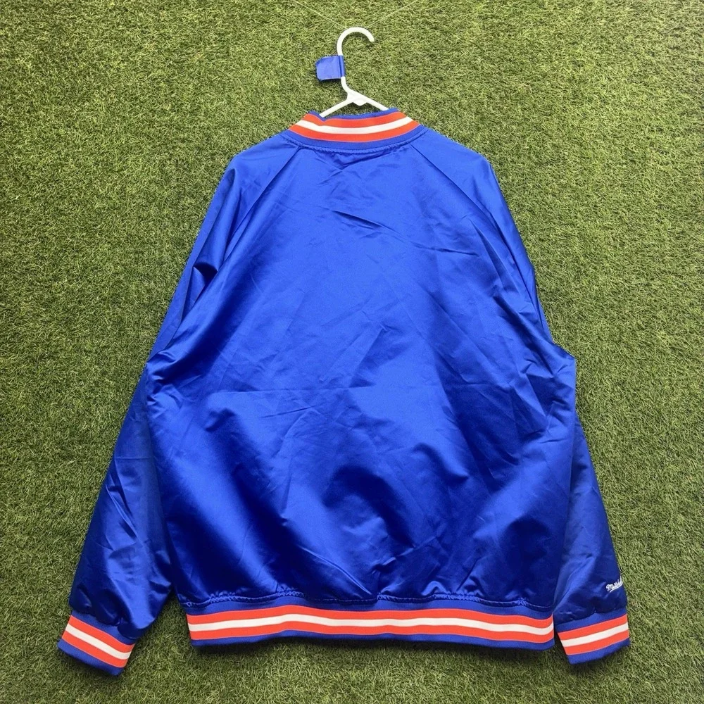 Mitchell & Ness shop confidence