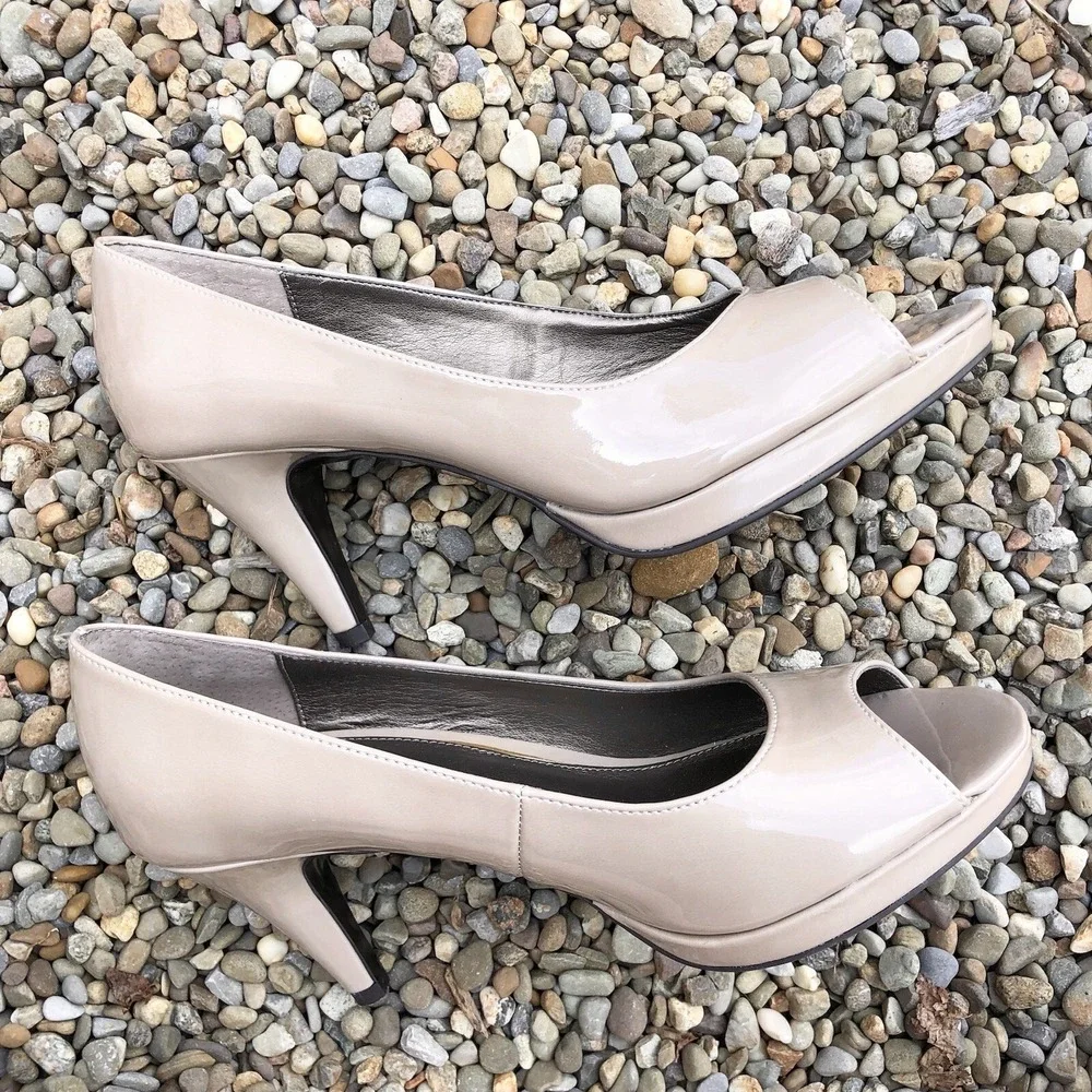 Bandolino women stiletto