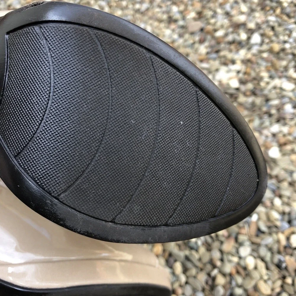 Bandolino women stiletto