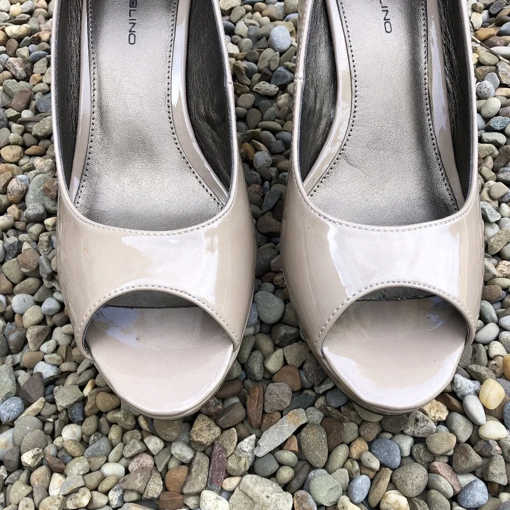 Bandolino women stiletto