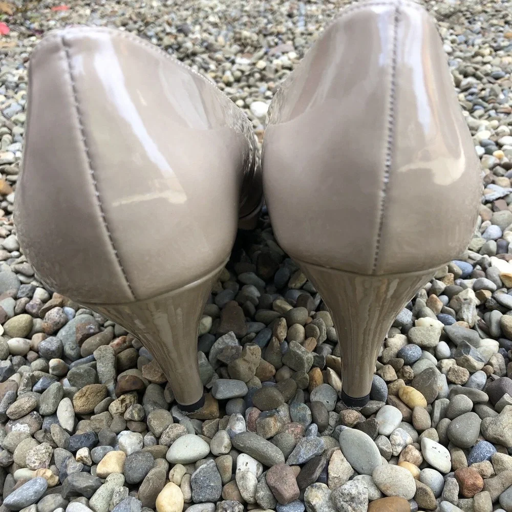 Bandolino women stiletto
