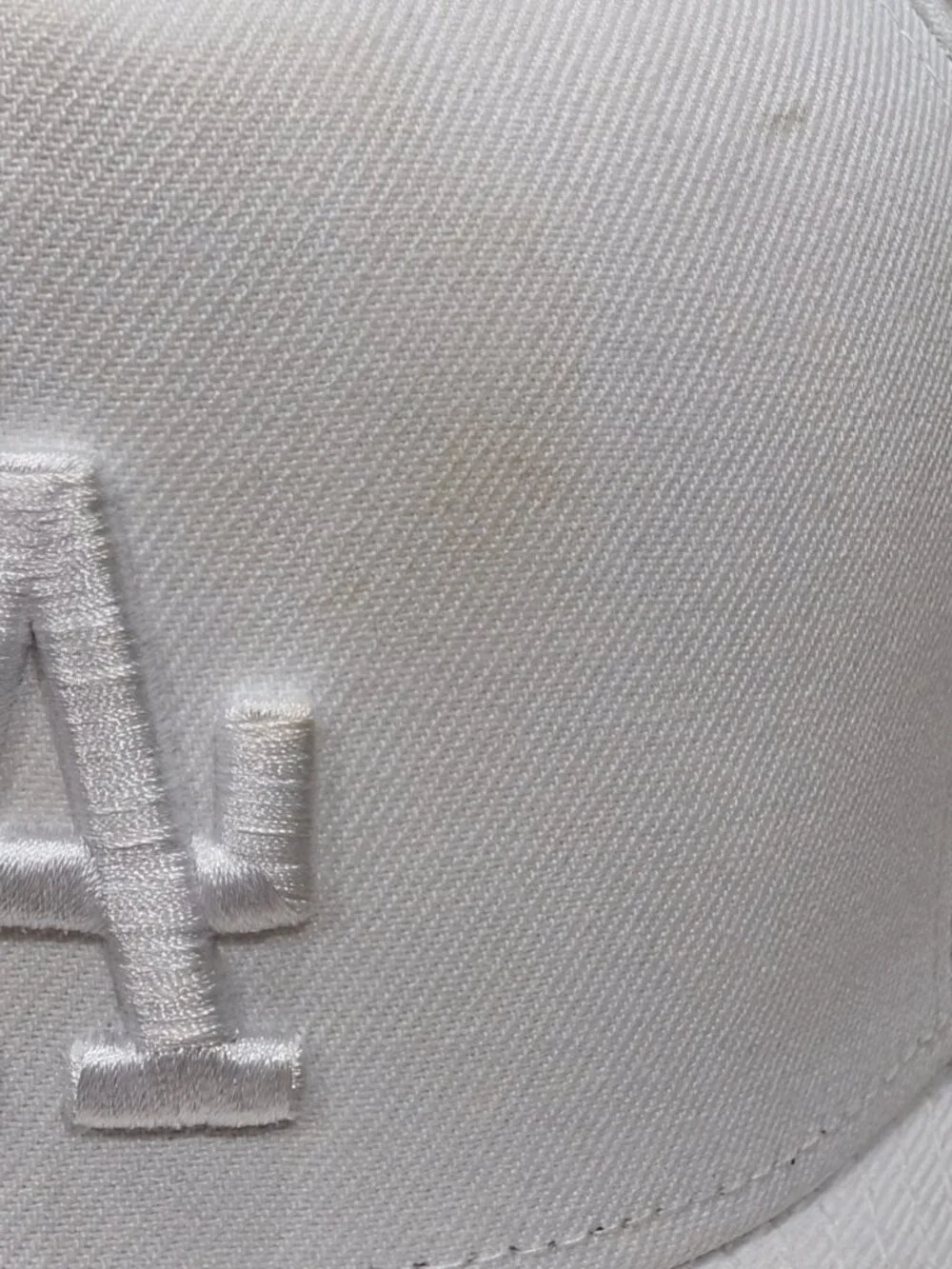 New Era logo lining