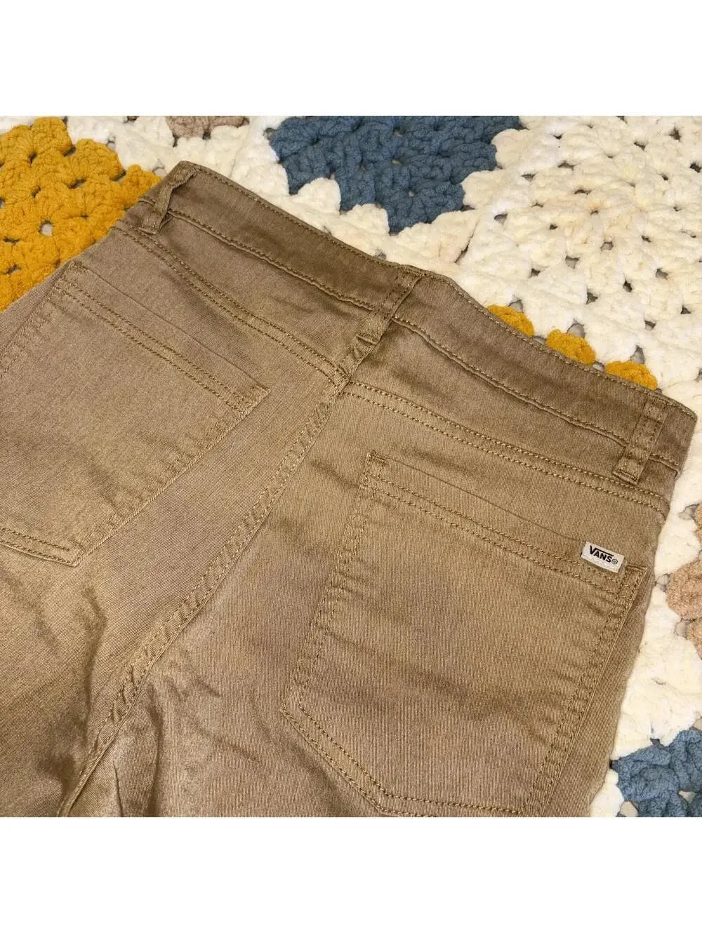 Vans “Off The Wall” Khaki Denim Shorts Summer Boys Size 18 Zip Closure