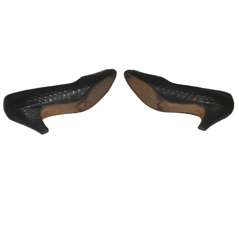 Clarks width footwear aesthetic