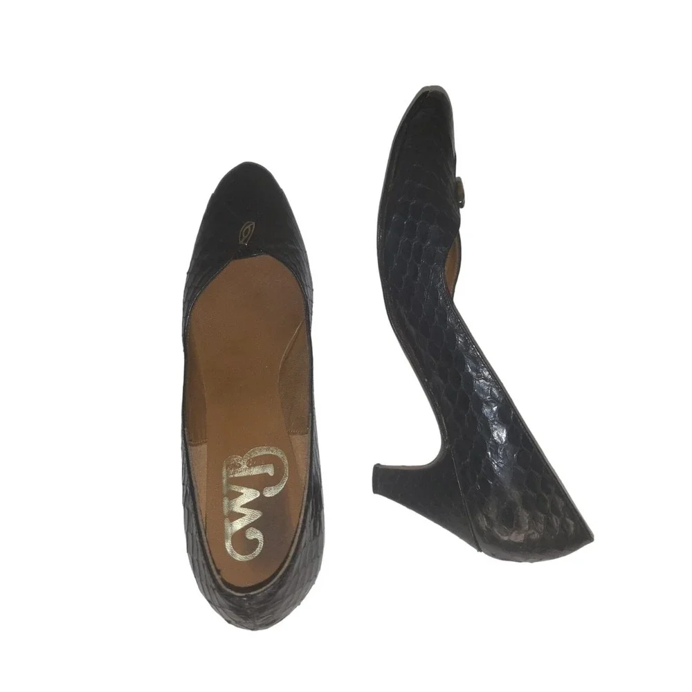 Clarks heels good women
