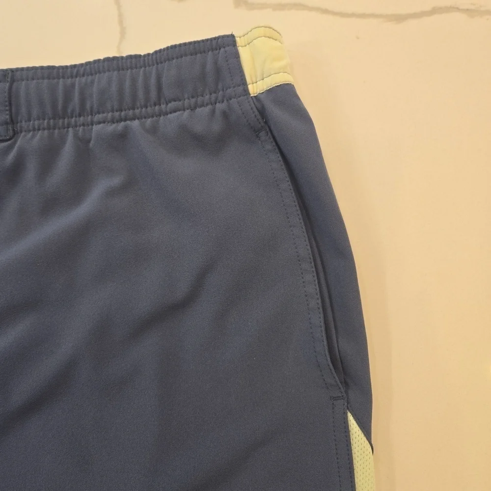Nike elastic drawstring