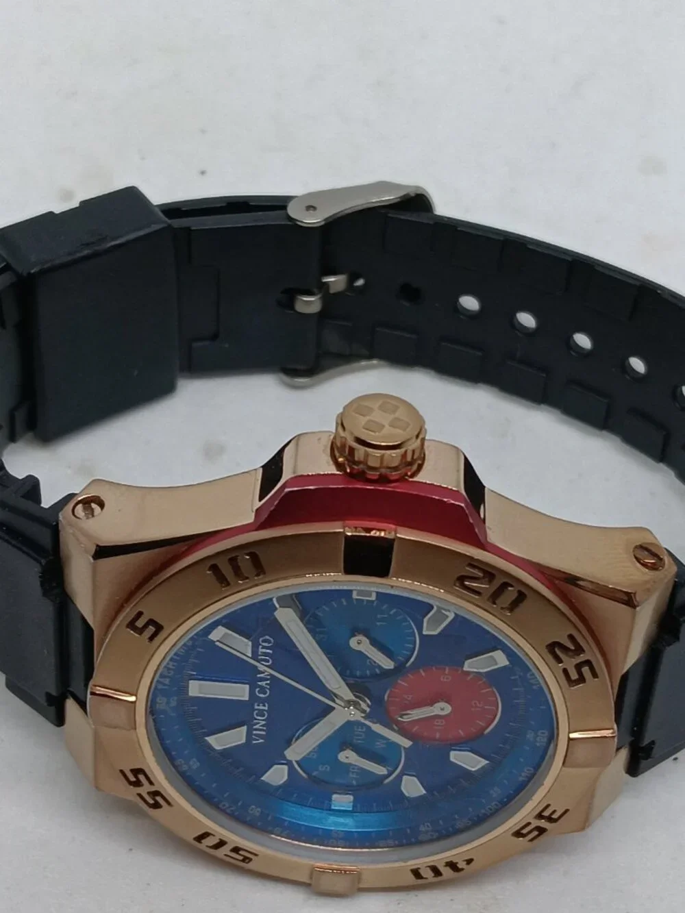 Vince Camuto pre owned
