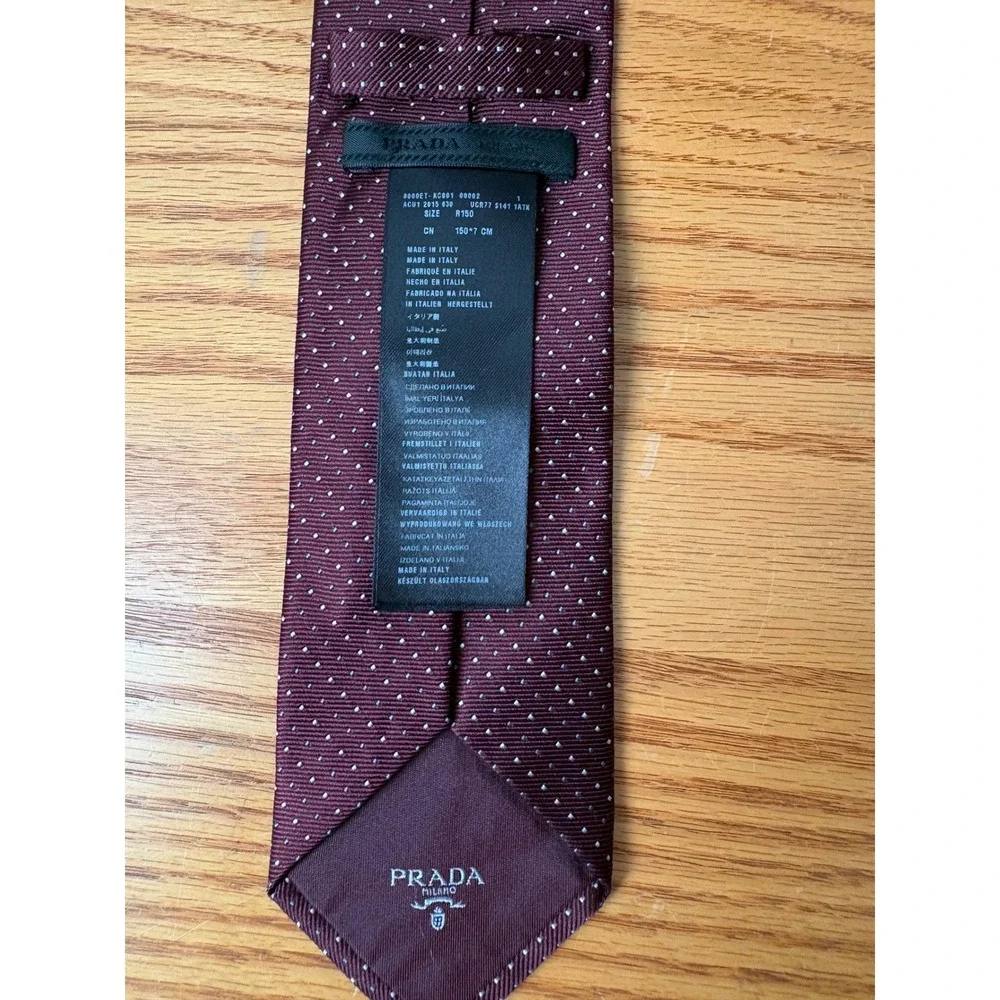 PRADA Made in Italy Garnet Red White Gray Microdot 100% Silk Tie