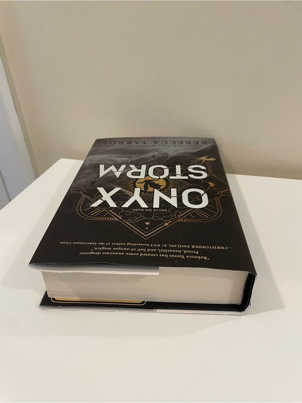 Onyx Storm by Rebecca Yarros - Hardcover