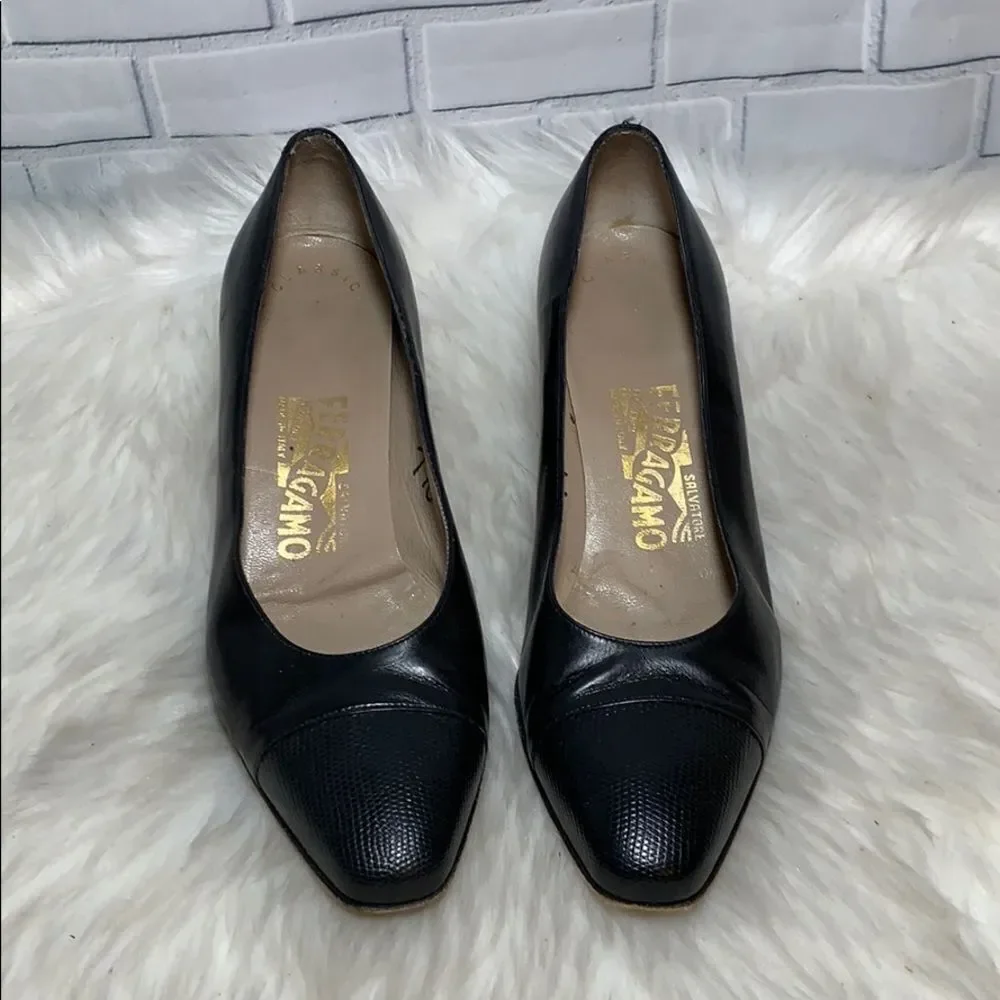 Salvatore Ferragamo very good