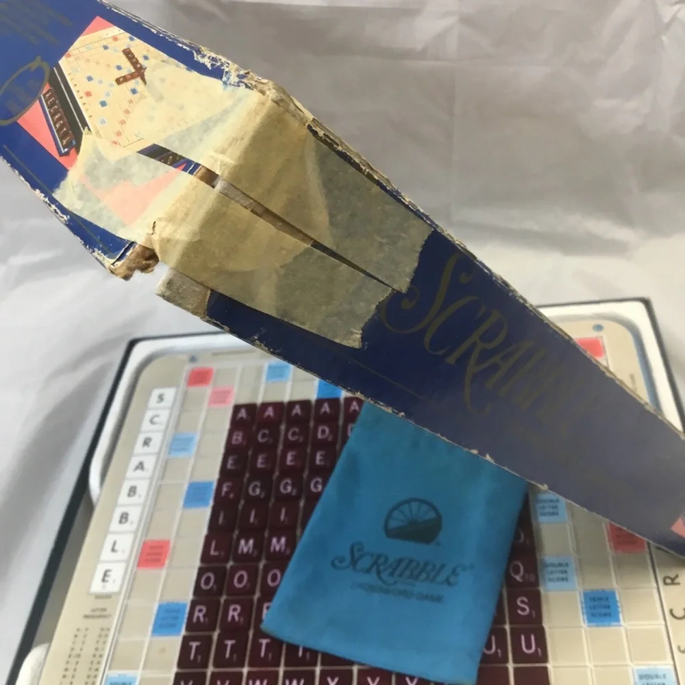 Selchow & Righter vtg scrabble