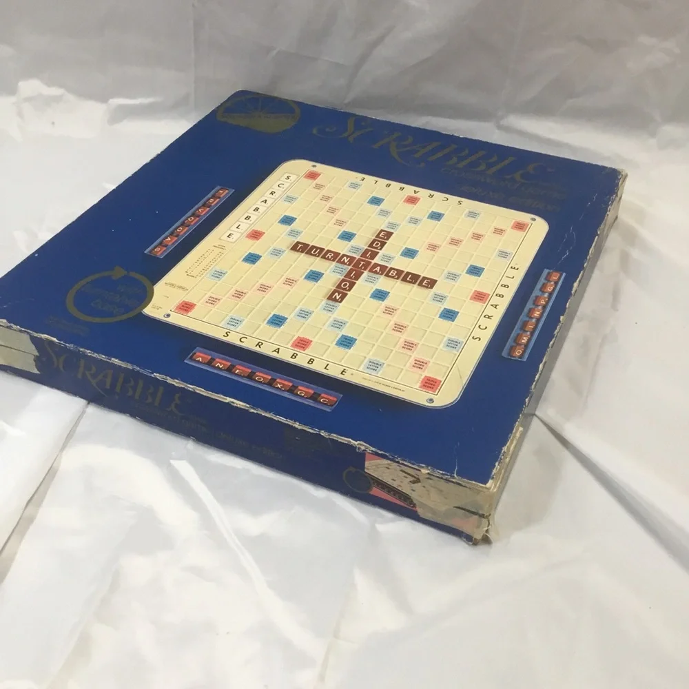 Selchow & Righter vtg scrabble