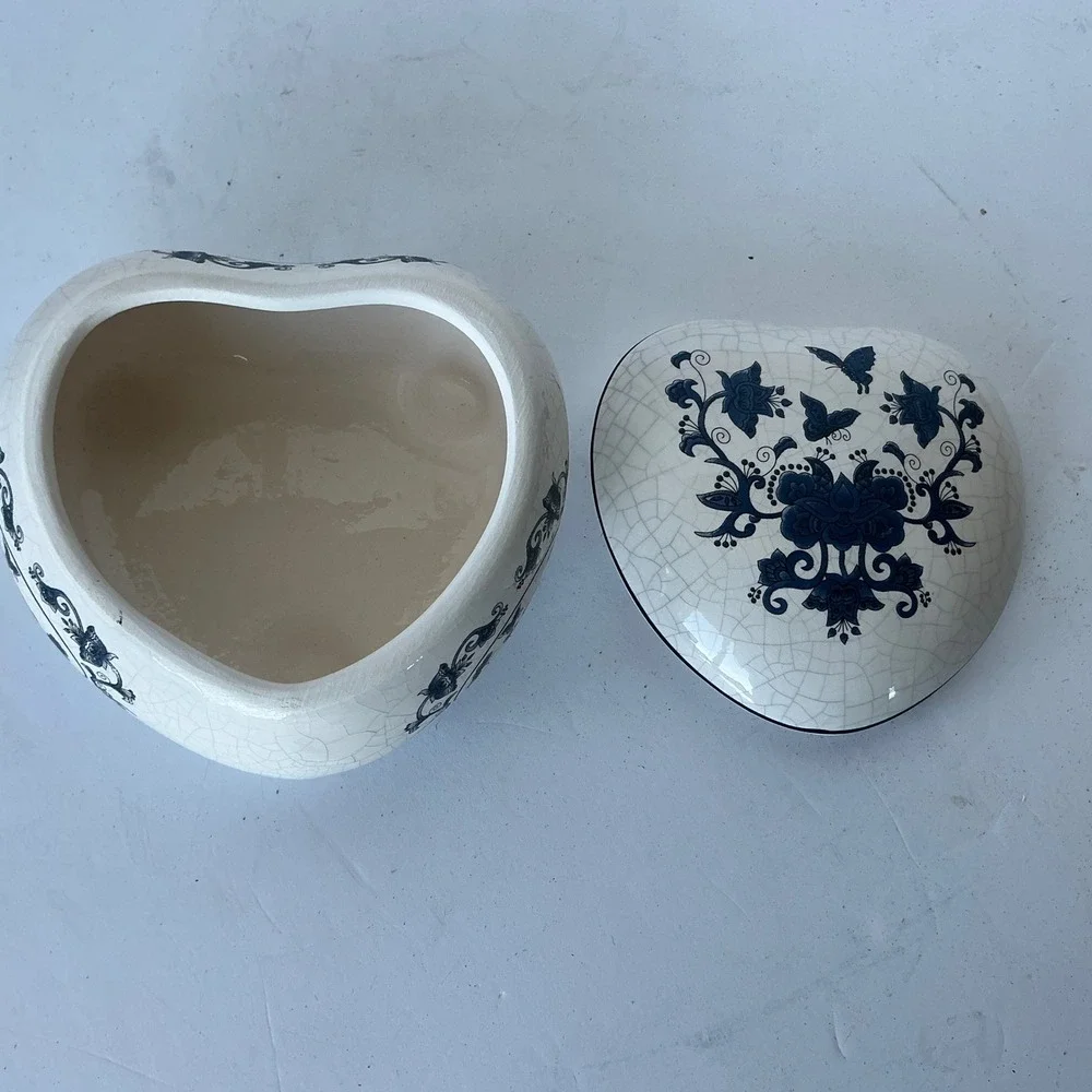 Unbranded charming heart