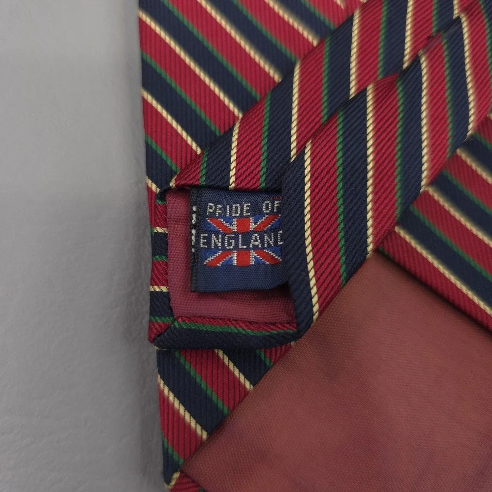 Pride of England vintage pride