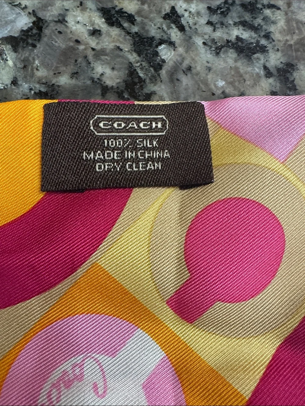 Coach excellent 100