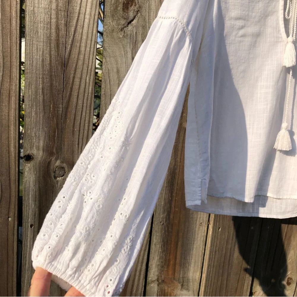 Abercrombie & Fitch Eyelet Long Balloon Puff Sleeve Tie Front Cotton Blouse XS