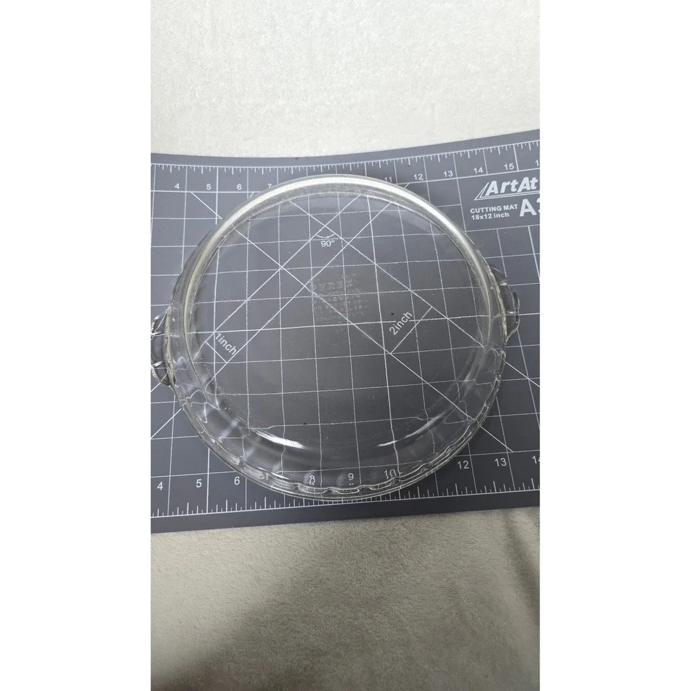 Pyrex vintage crust this