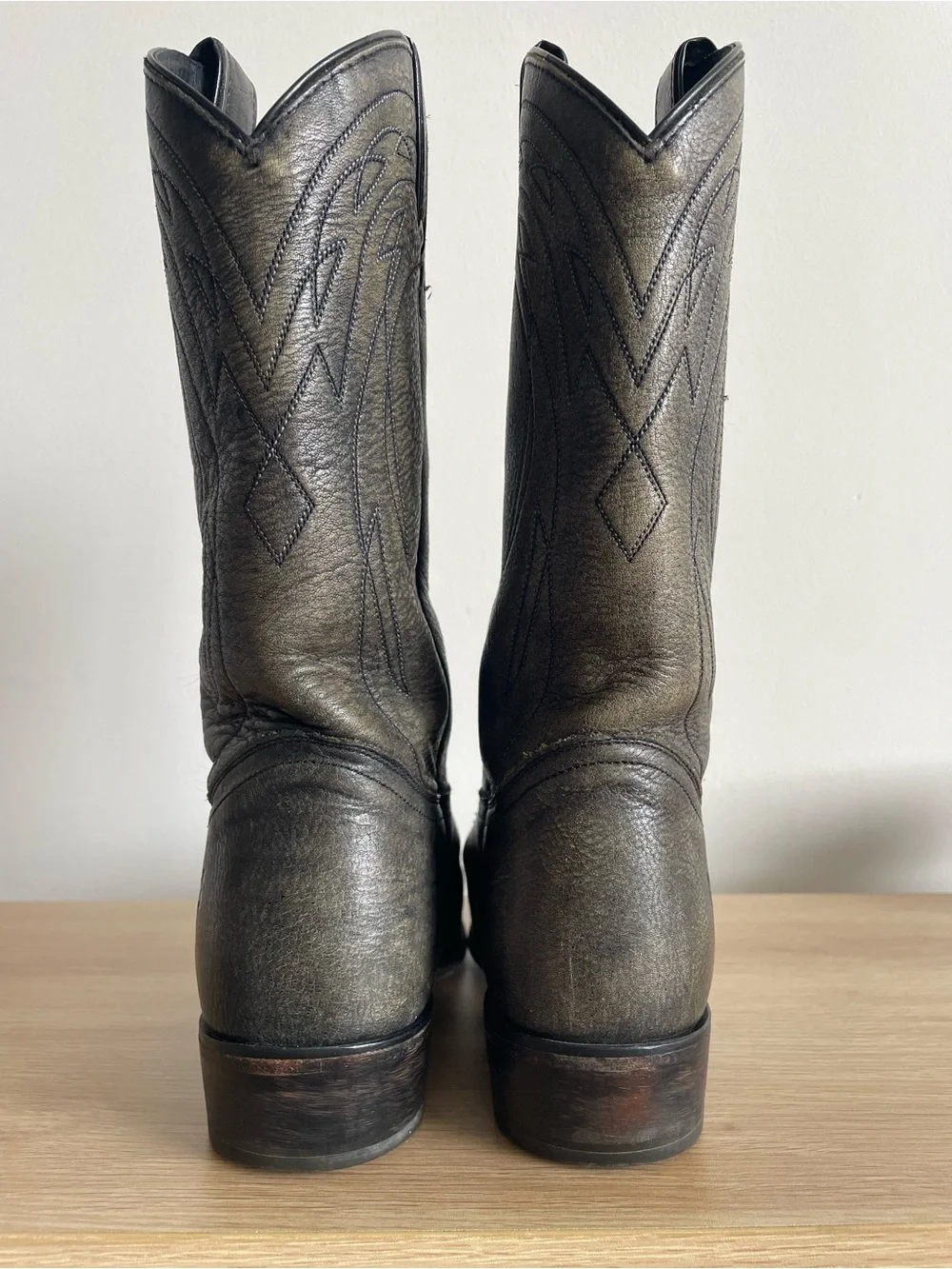 Frye Billy Pull on Cowboy Boot Charcoal Gray Patina Leather Western 10