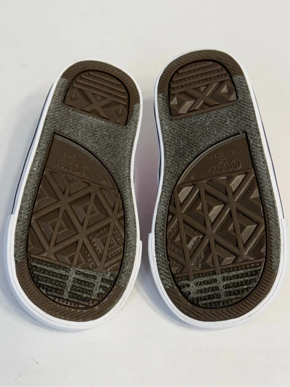 N/A converse chuck