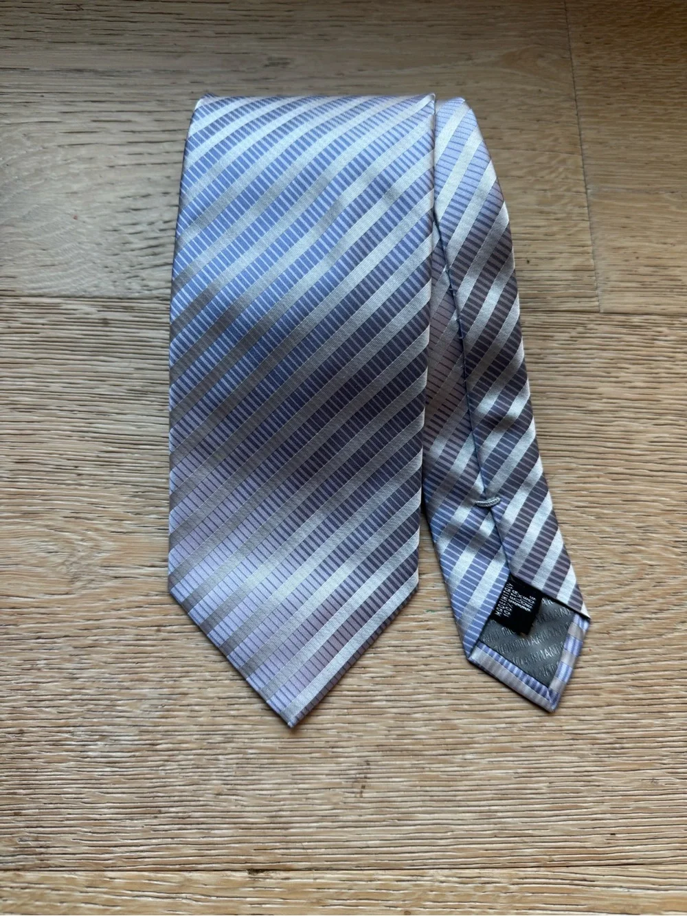 🔥 ARMANI NEW Tie Lavender/ White Striped SILK Made Italy Iridescent Price Firm!