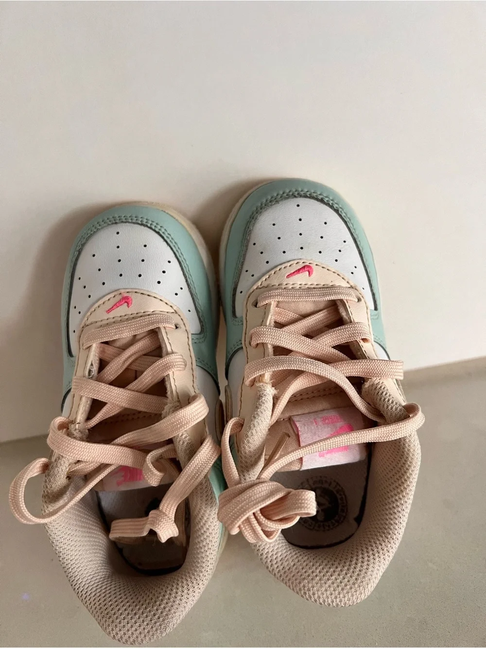Nike pastel mint