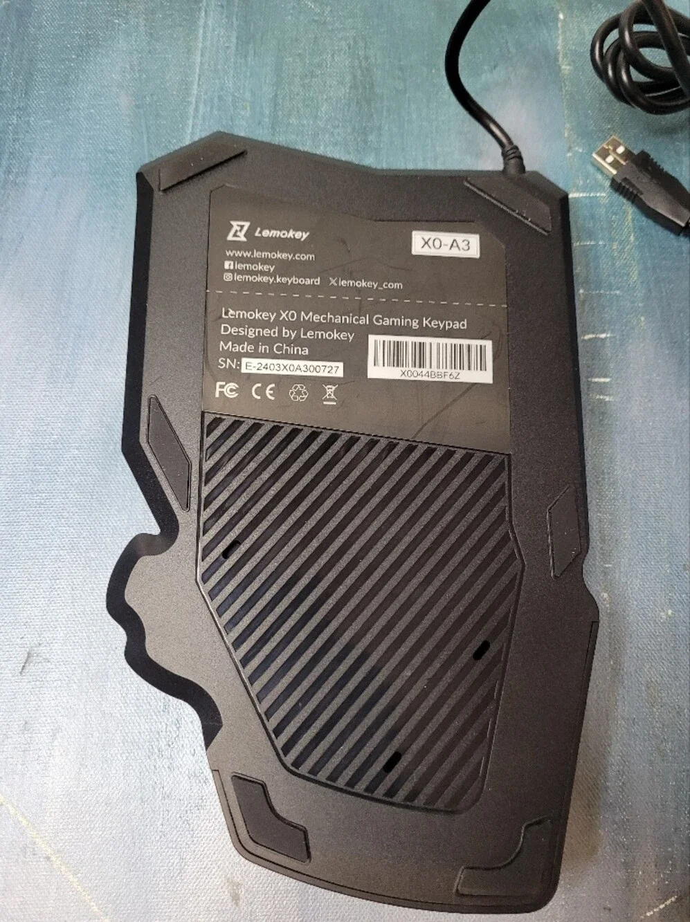Lemokey XO-A3 Mechanical Gaming Keypad