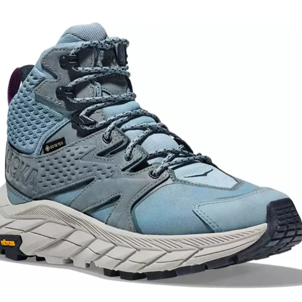 Hoka impact shoe molded