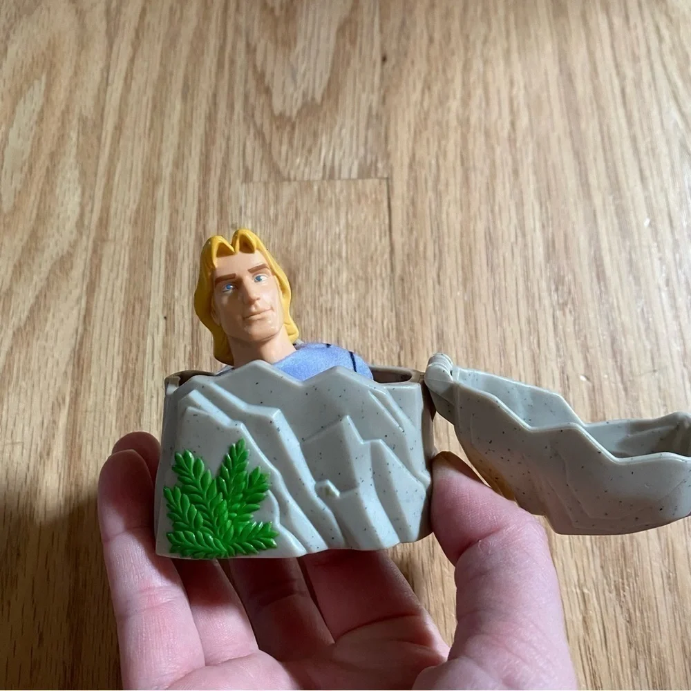 Vintage John Smith Finger Puppet Pocahontas Disney Rock Kids Toy