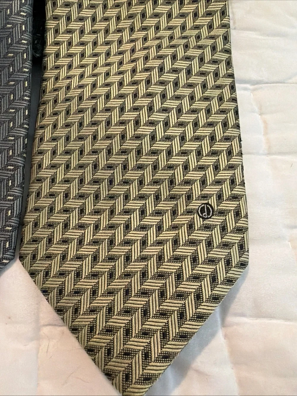 Lot Of Two Dunhill Silk Neck Ties Geometric Pattern Blue Yellow d Logo