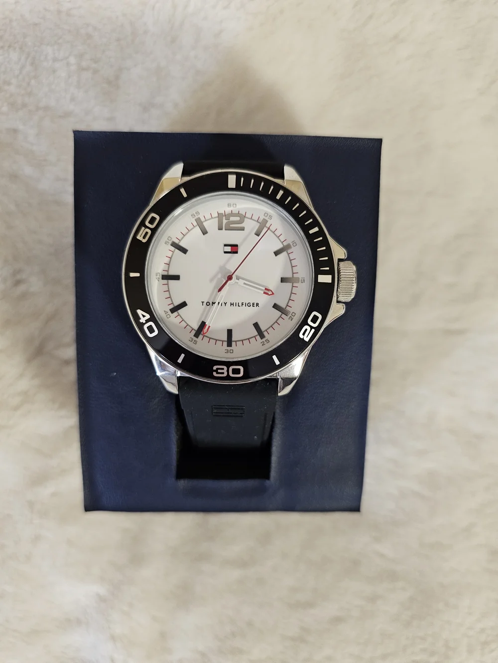 Tommy Hilfiger White Dial Watch with Black Bezel and Black Strap Brand New