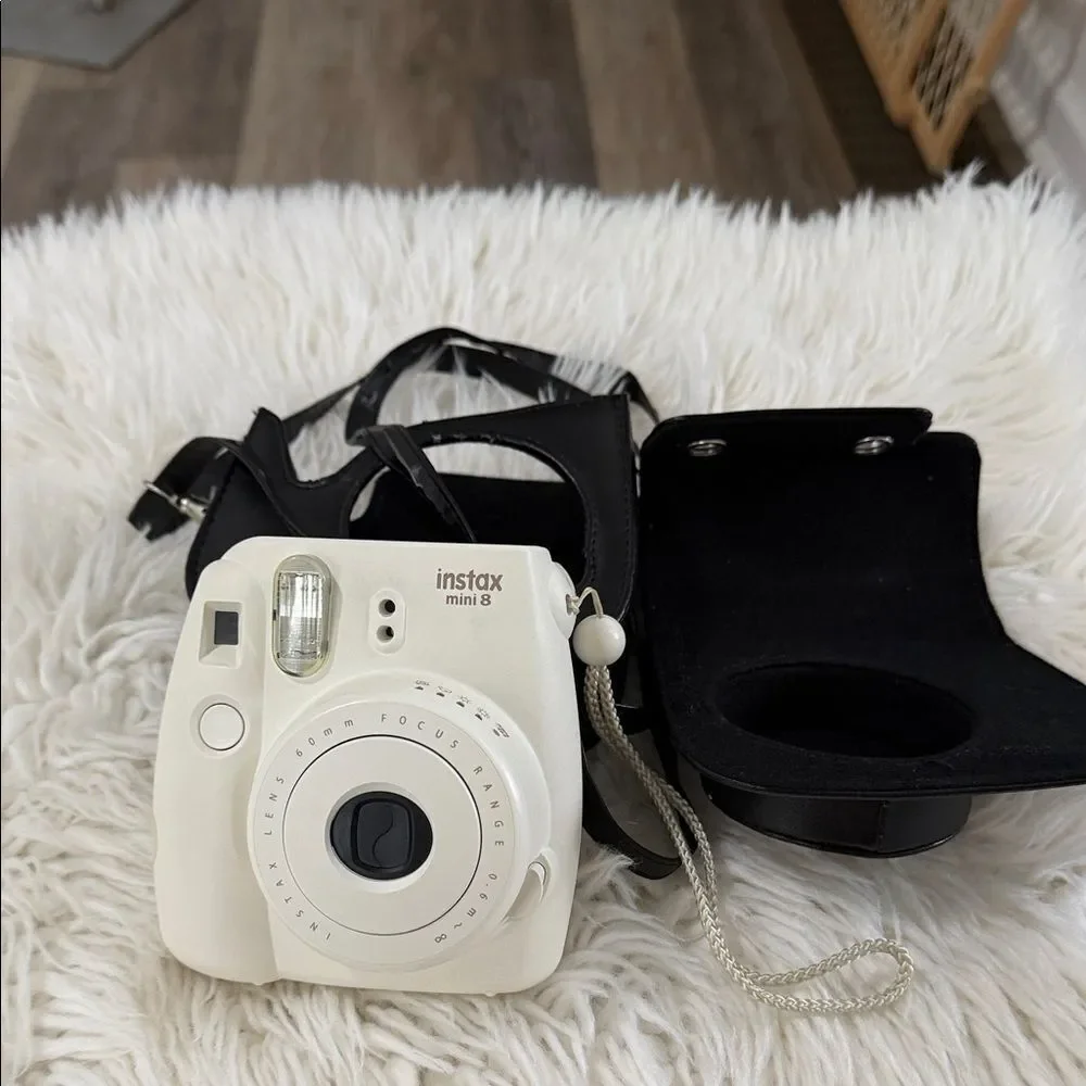Fujifilm Instax Mini 8 Instant Camera - Cream