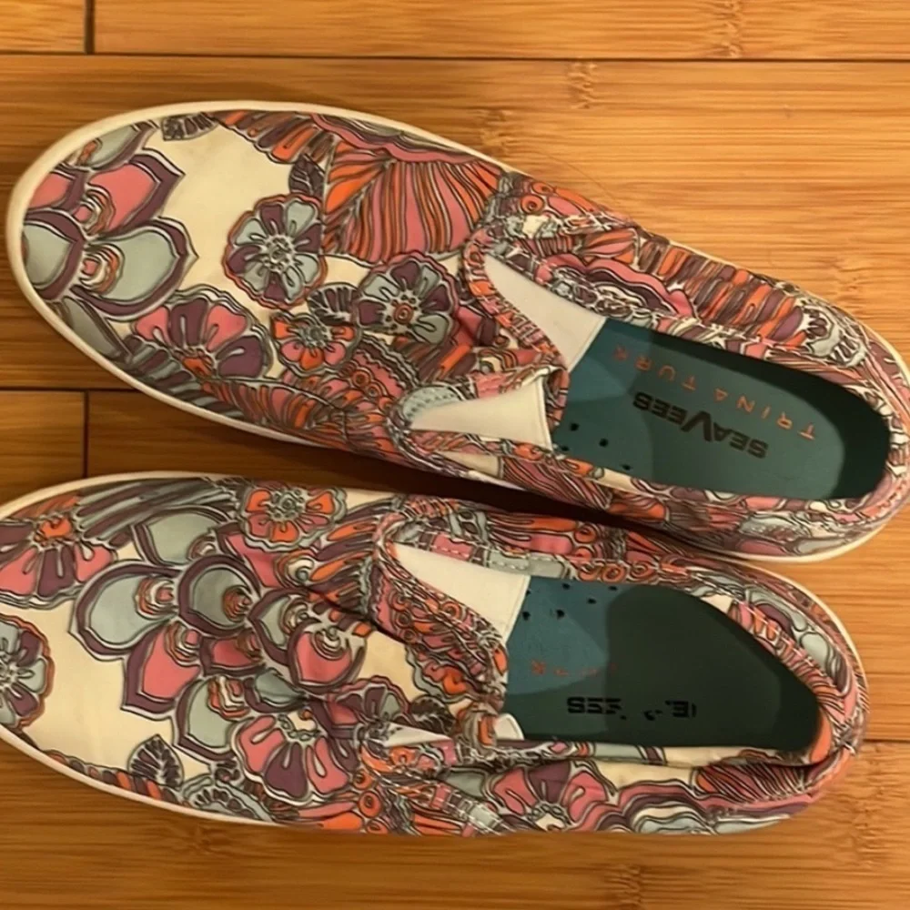 SeaVees Trina Turk Womens Baja Slip On Sneakers Multi Colored Size 6