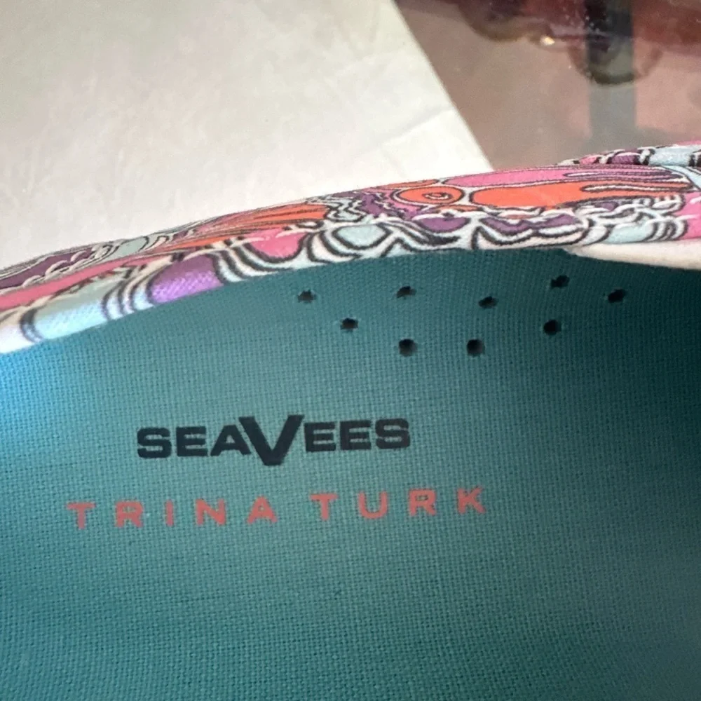 SeaVees Trina Turk Womens Baja Slip On Sneakers Multi Colored Size 6