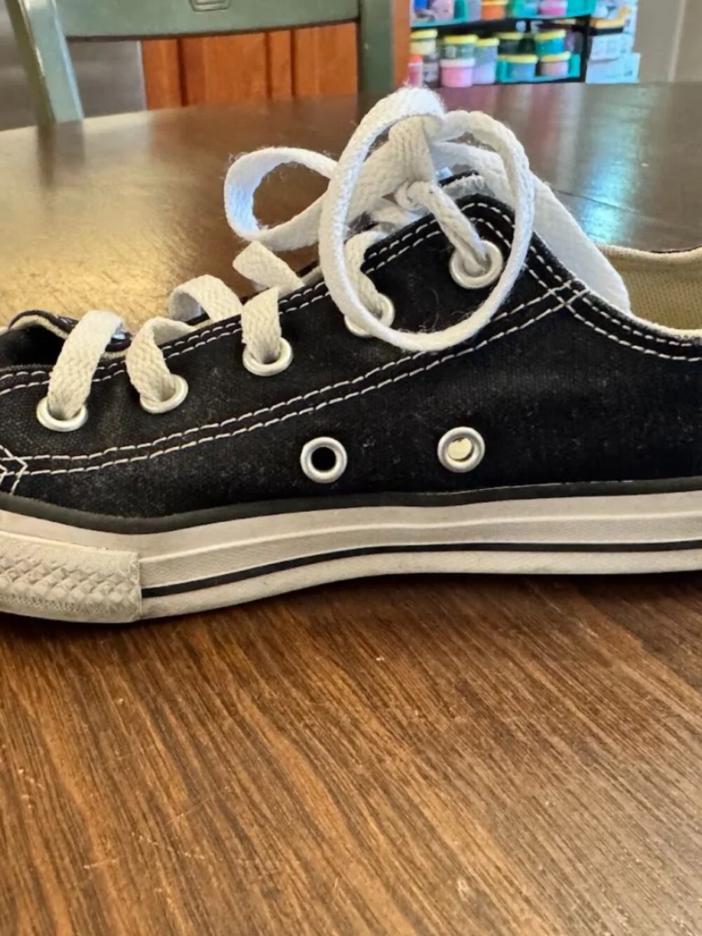 Converse white size